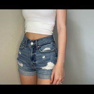 Aéropostale distressed high waisted Mom Short